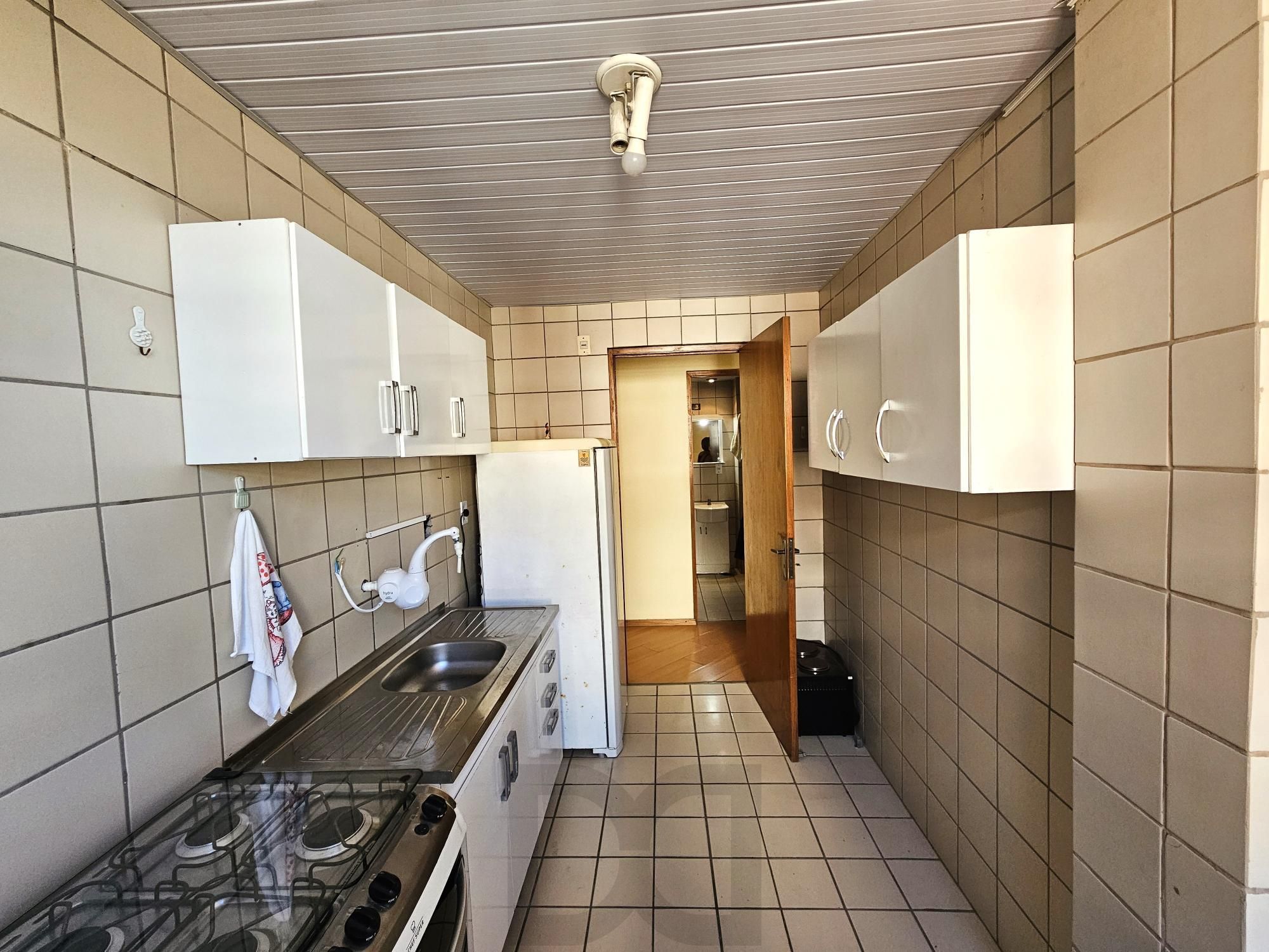AP 1 DORM 1 VAGA NA TRISTEZA — foto 8