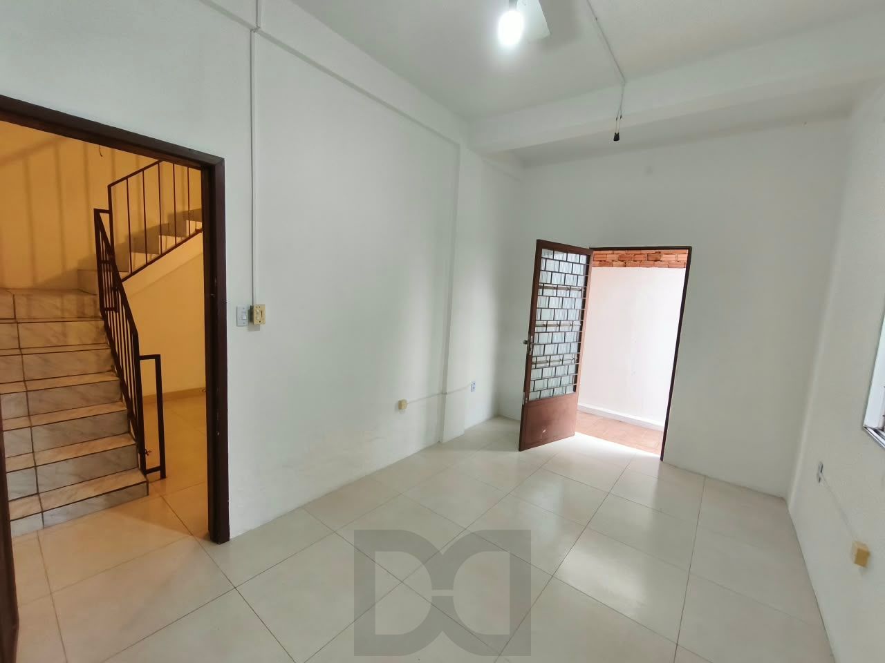 Casa tipo Sobrado perto da PUC — foto 8