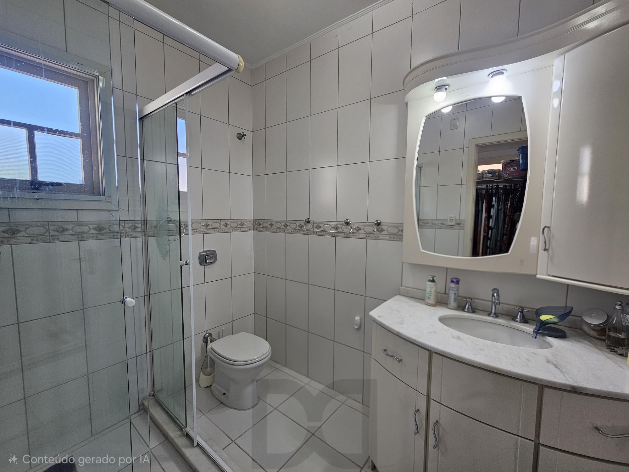 SOBRADO COM 3 SUÍTES + DORMITÓRIOS NO TÉRRREO | PISCINA | E MUITO MAIS — foto 12