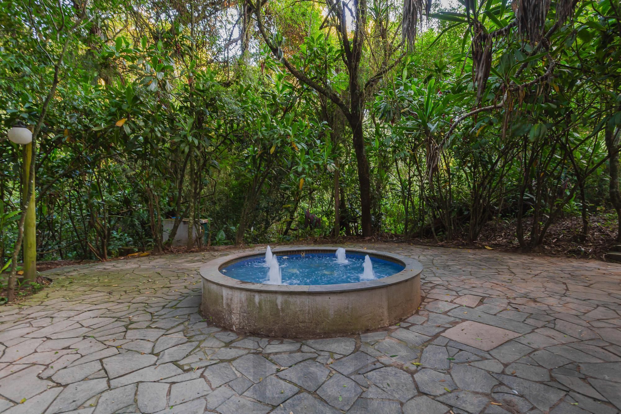 CONDOMINIO ATMOSFERA - CASA MOBILIADA DE 4 SUÍTES COM 4 VAGAS — foto 86
