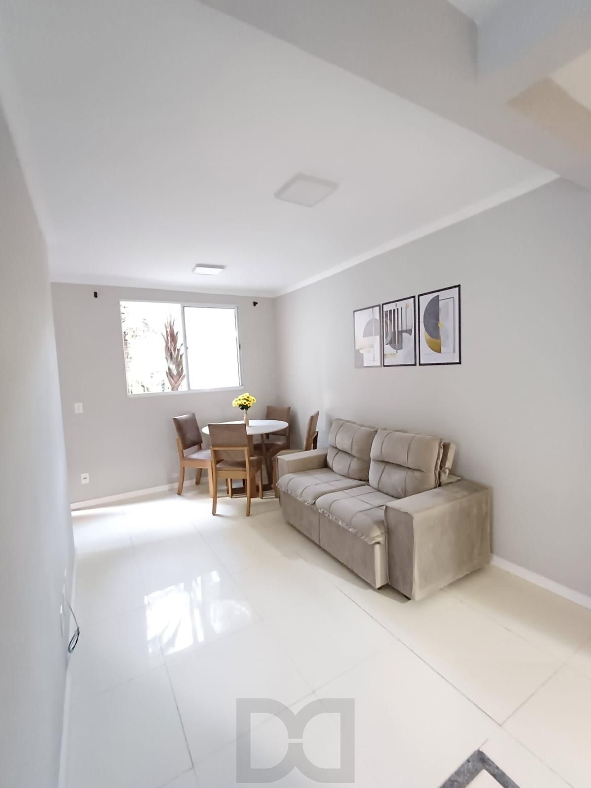 Apartamento 2 dormitórios com vaga e elevador perto da FAPA — foto 1