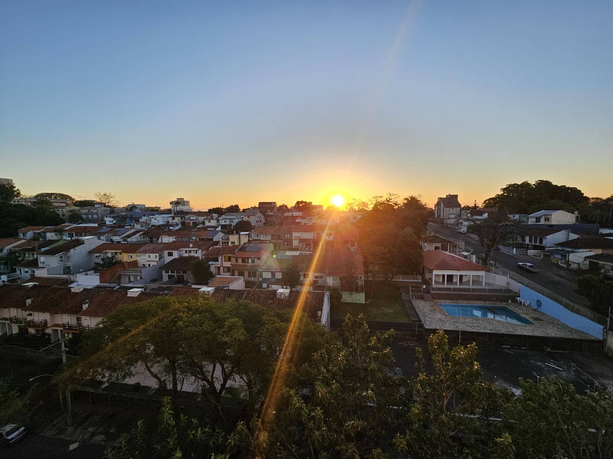 3 DORMITÓRIOS COM VISTA PARA O POR DO SOL — foto 4