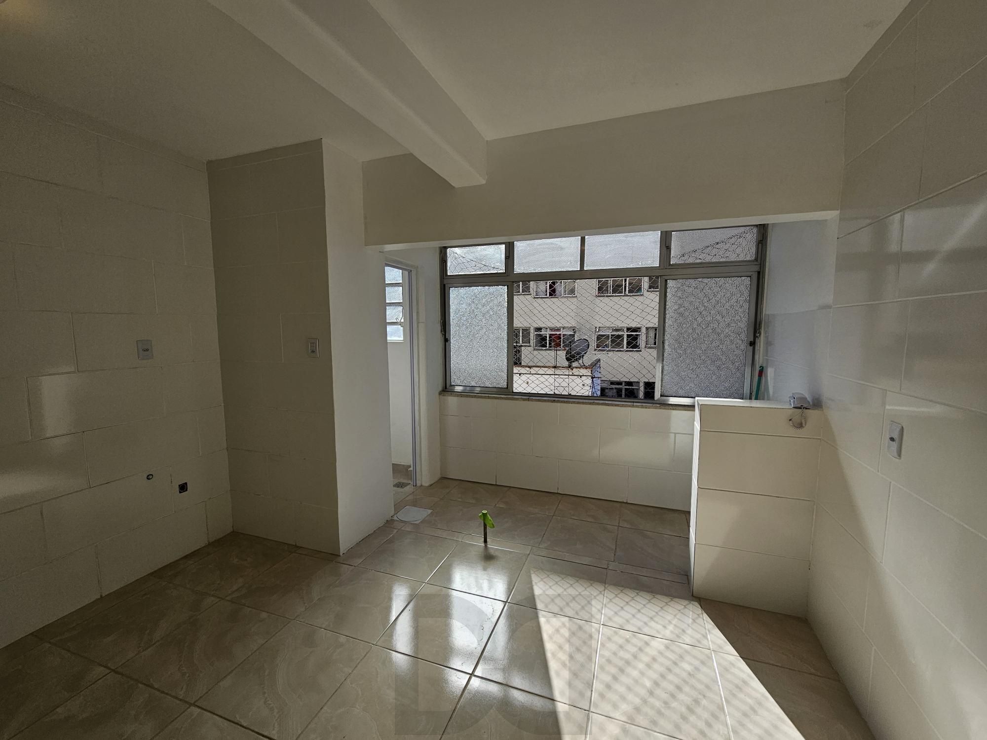 Apartamento 2 dormitórios com elevador na Cristóvão — foto 4