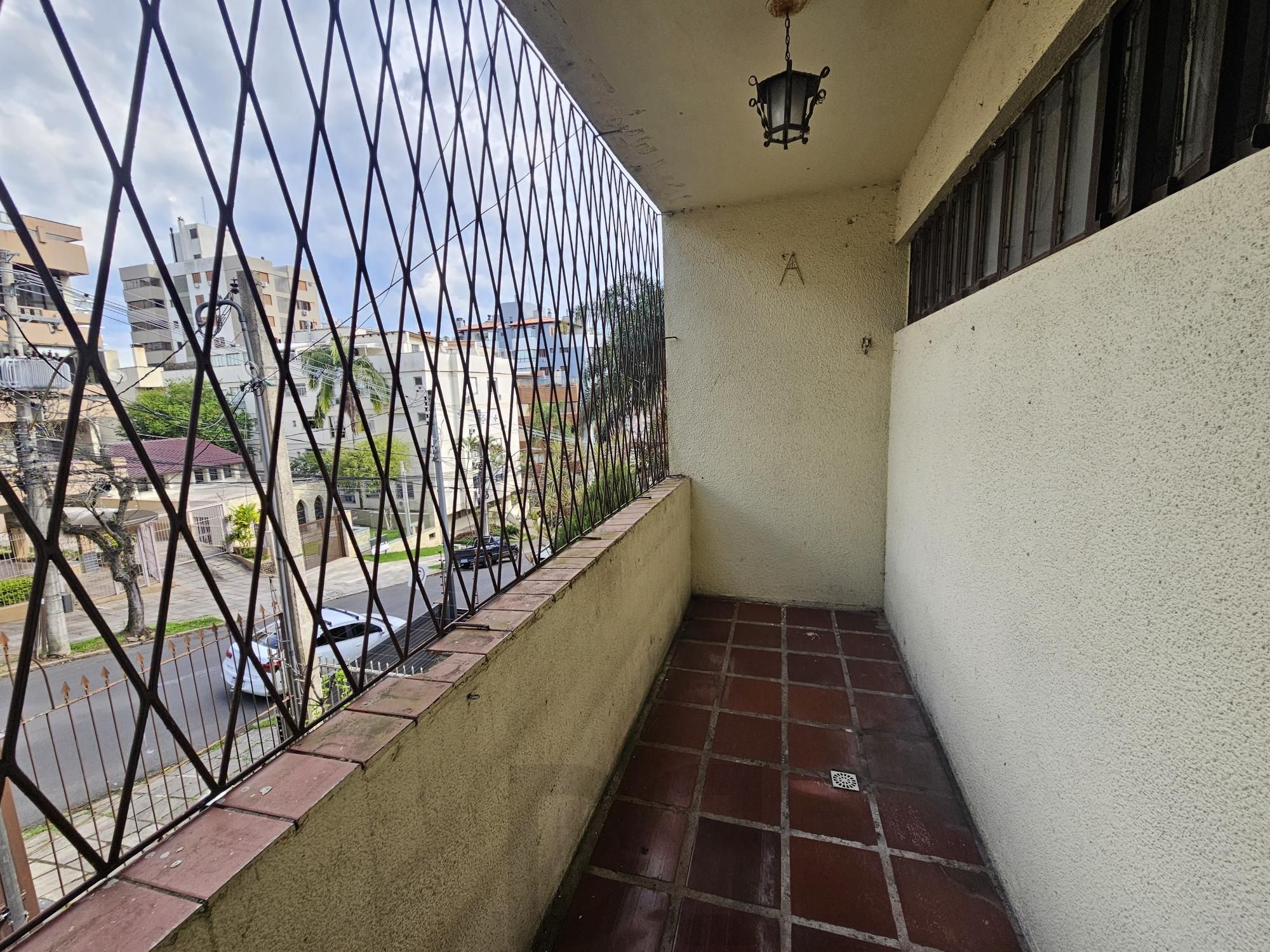 SOBRADO COM MUITO ESPAÇO NO BAIRRO RIO BRANCO! — foto 14