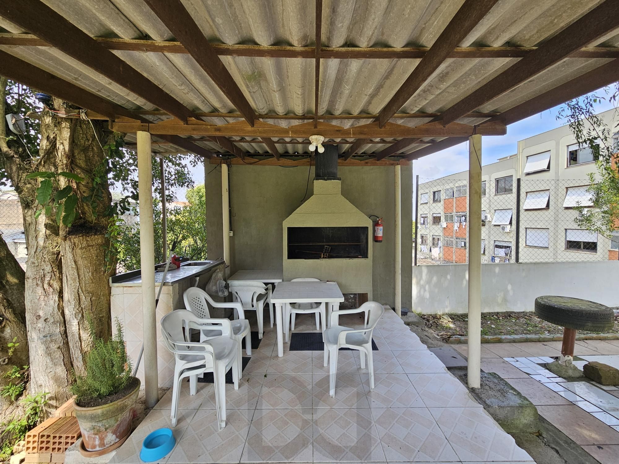 APARTAMENTO TERREO COM VAGA NA SATURNINO DE BRITO — foto 14