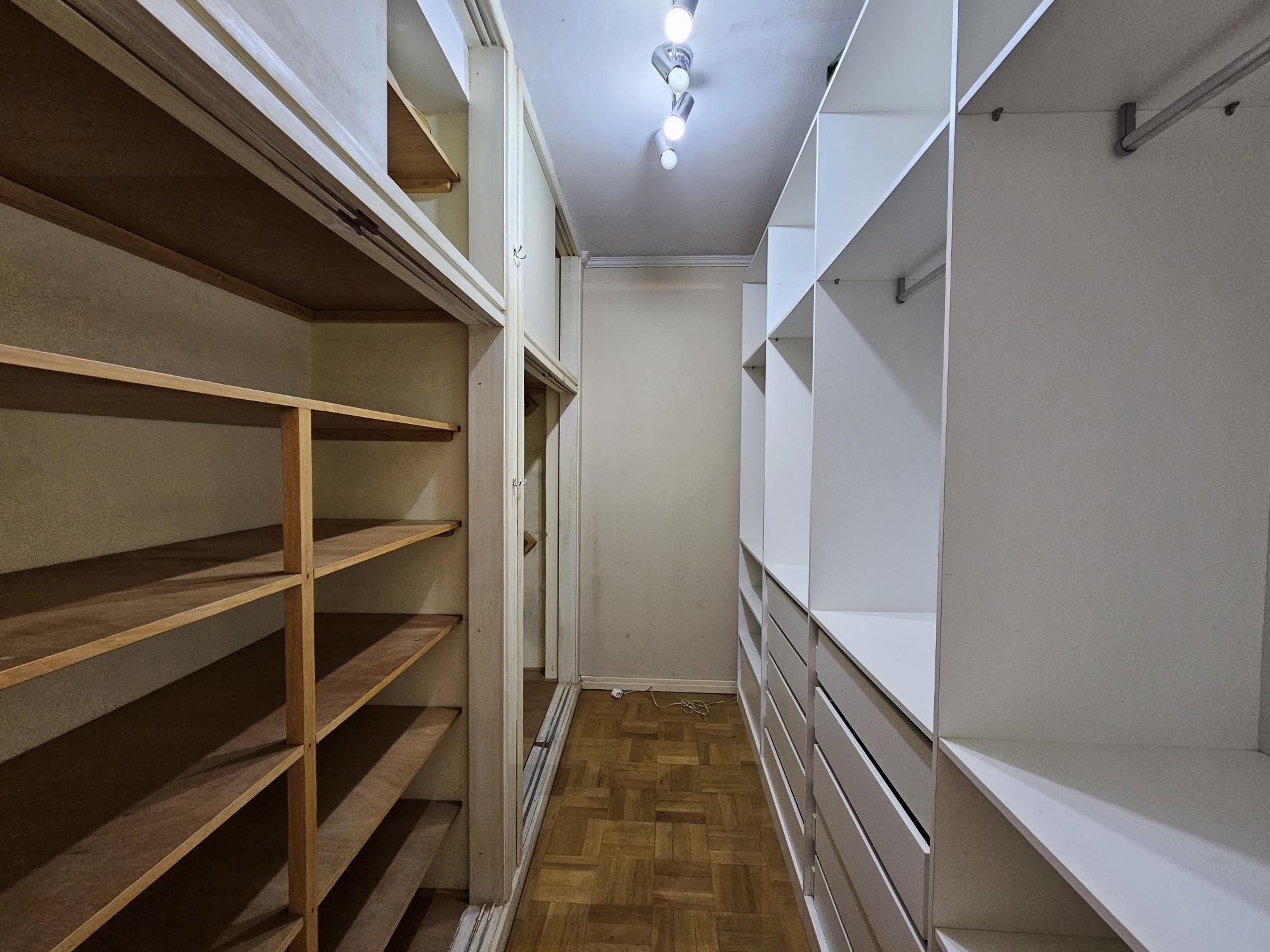 APARTAMENTO GIGANTE EM FRENTE AO HOSPITAL MILITAR — foto 12