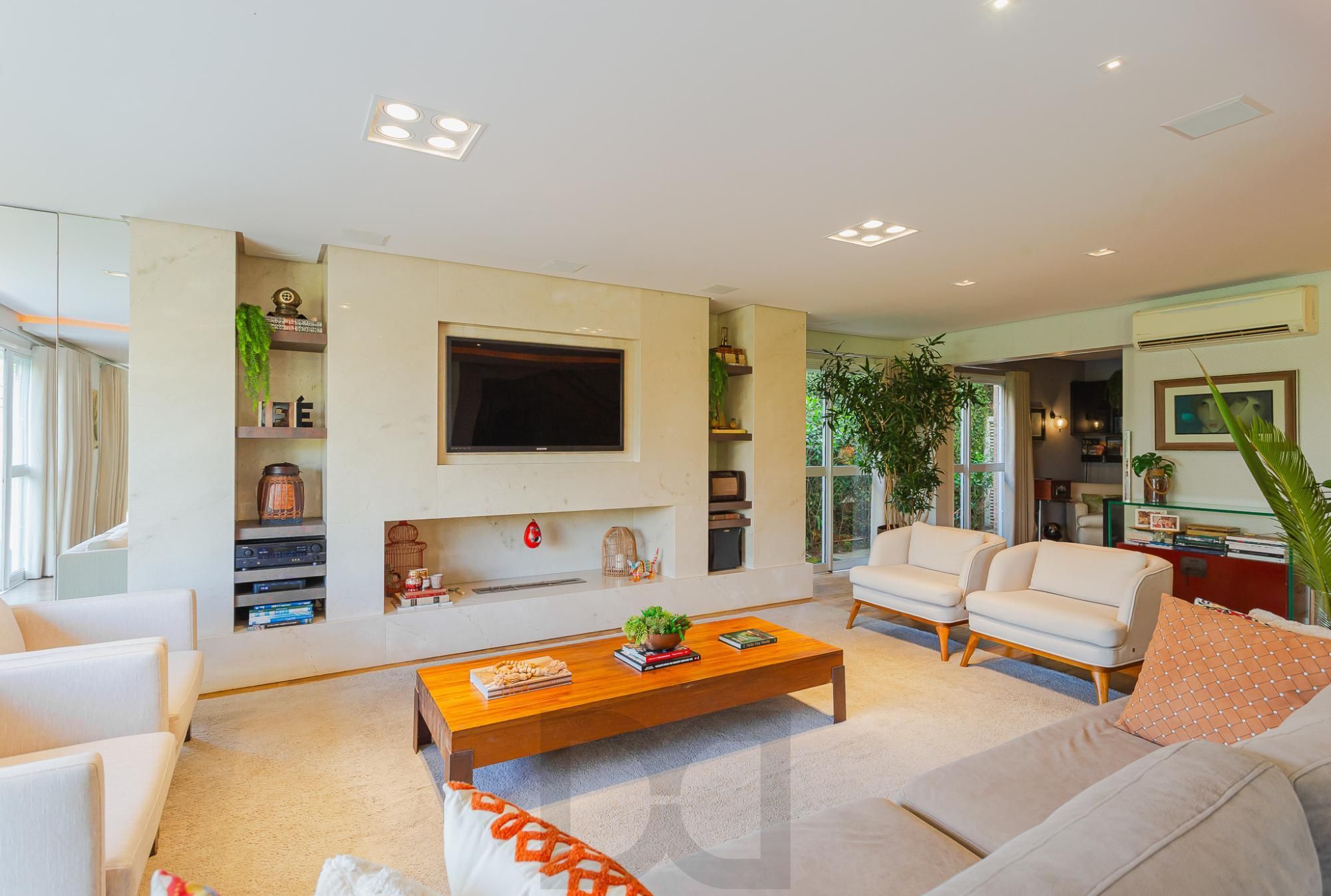 CONDOMINIO ATMOSFERA - CASA MOBILIADA DE 4 SUÍTES COM 4 VAGAS — foto 3