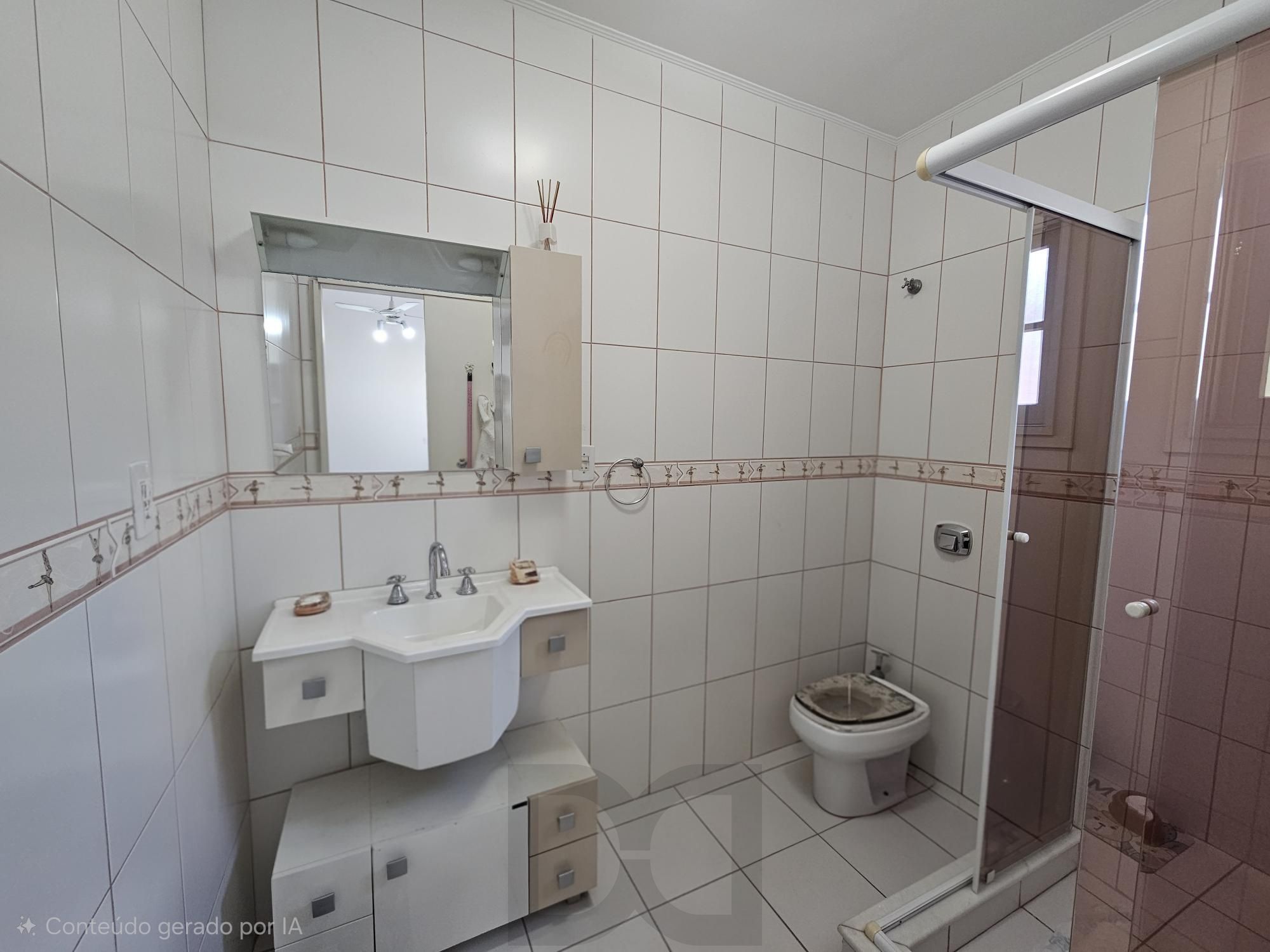 SOBRADO COM 3 SUÍTES + DORMITÓRIOS NO TÉRRREO | PISCINA | E MUITO MAIS — foto 22