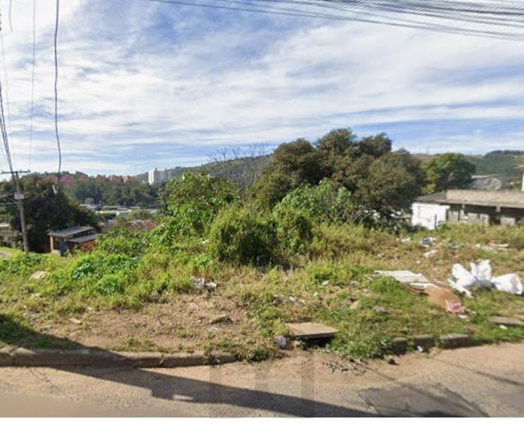 Terreno com 350m2 a duas quadras da Protásio Alves — foto 1