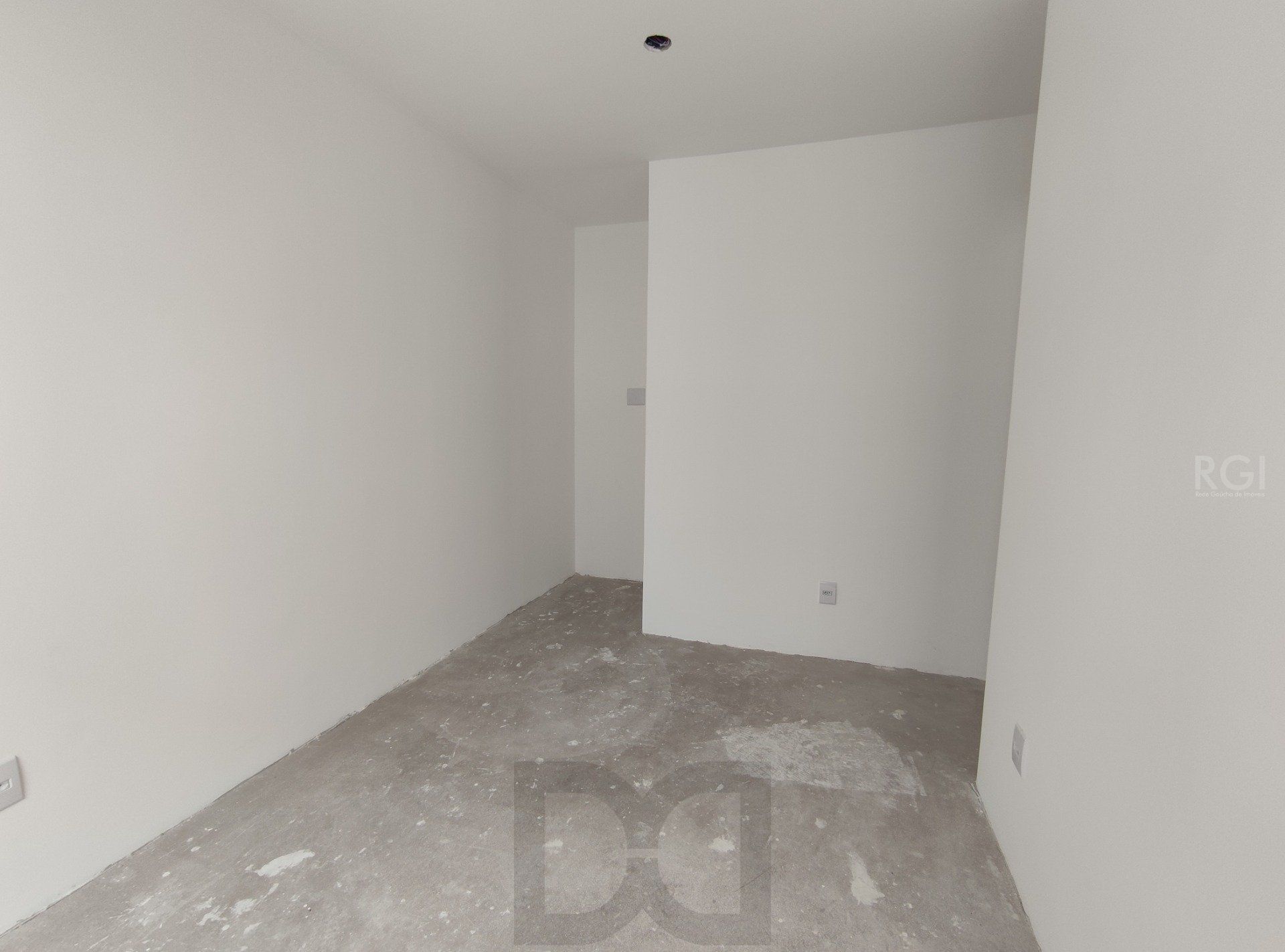 Duplex para Venda - 83.08m², 2 dormitórios, sendo 2 suites, 2 vagas - Petrópolis — foto 13