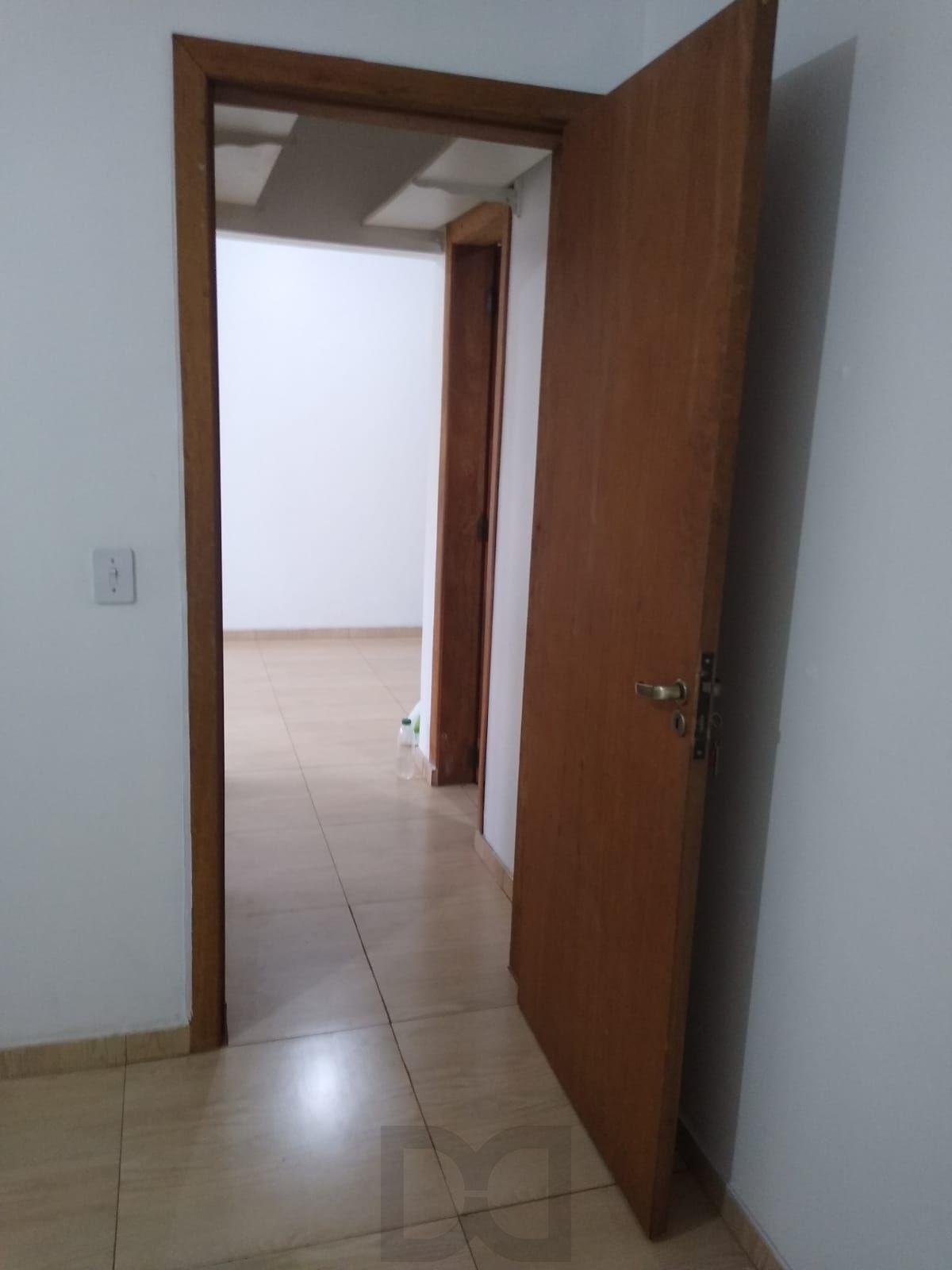 1 DORMITÓRIO COM VAGA PERTO DA PUC | DESOCUPADO — foto 2