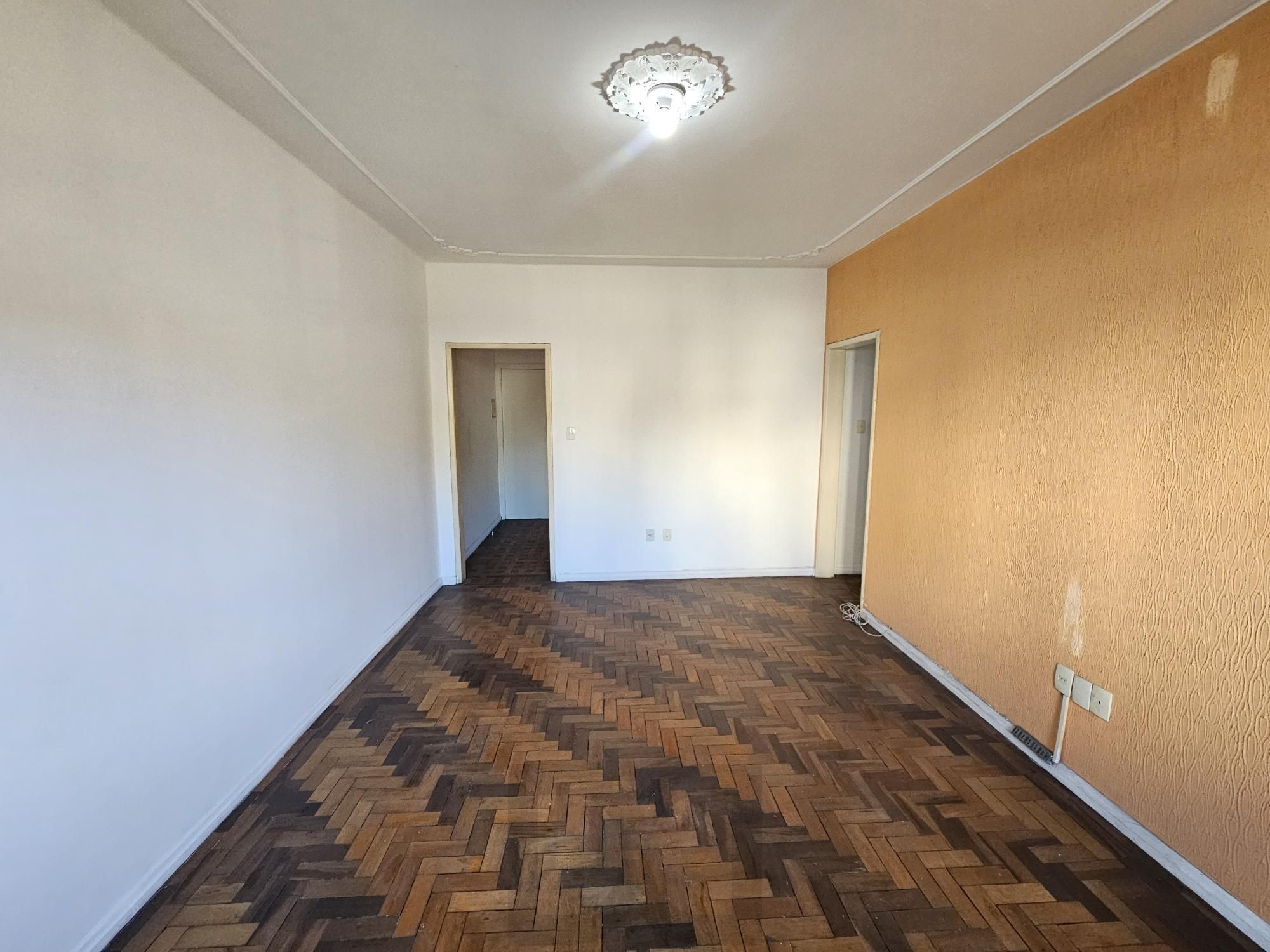 Apartamento 3 dormitórios, com elevador e em frente a Redenção — foto 3