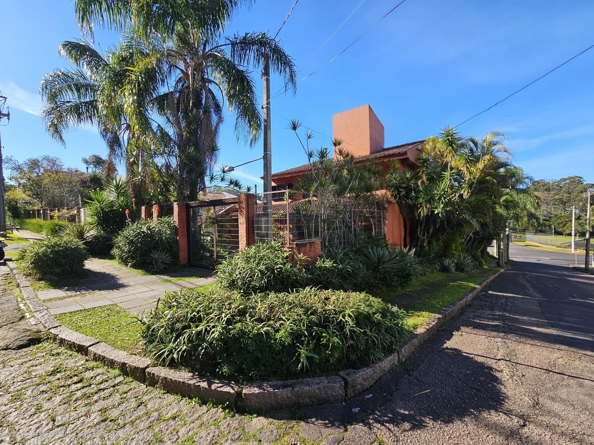 LINDO SOBRADO DE ESQUINA COM PISCINA NO JARDIM ISABEL — foto 45