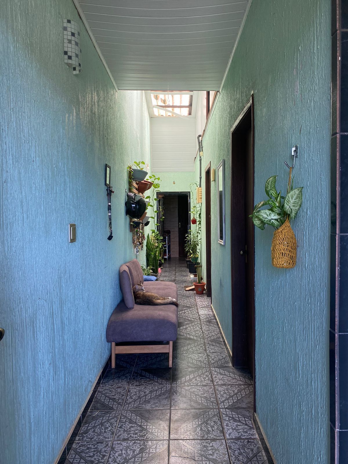 Casa 3 dormitórios com amplo terreno — foto 3