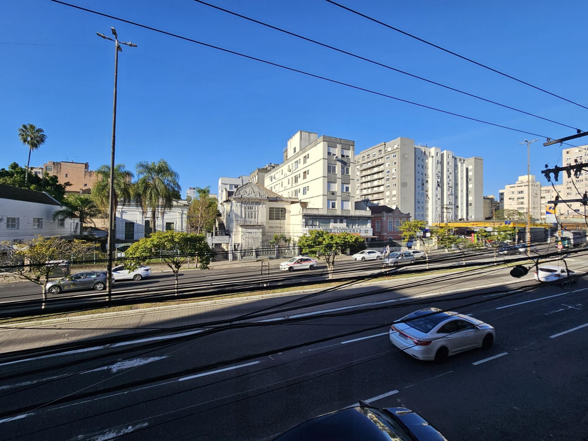 Apartamento 3 dormitórios, com elevador e em frente a Redenção — foto 2