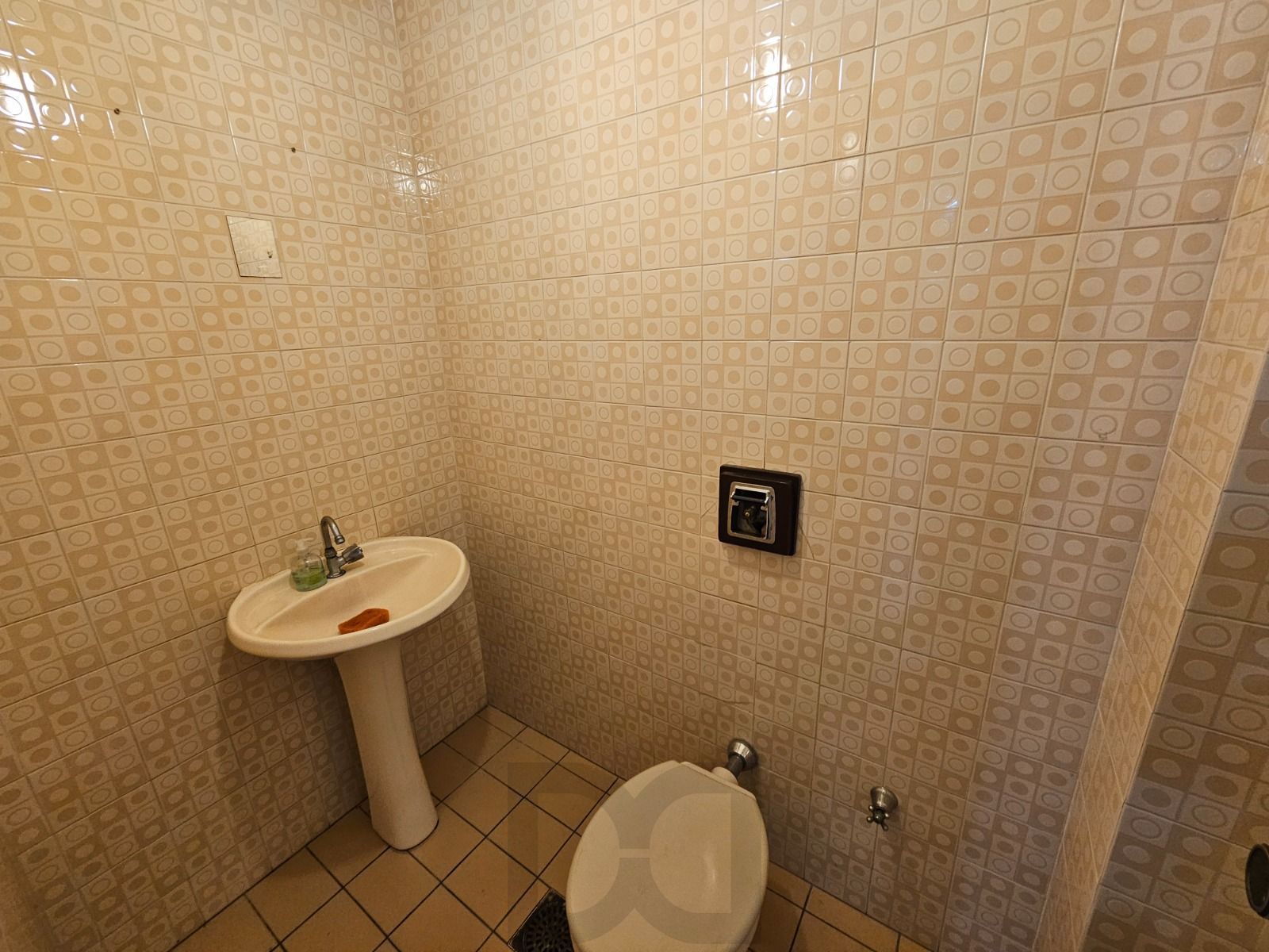 Ampla sala comercial na Cristóvão Moinhos de Vento com 53m2 — foto 4