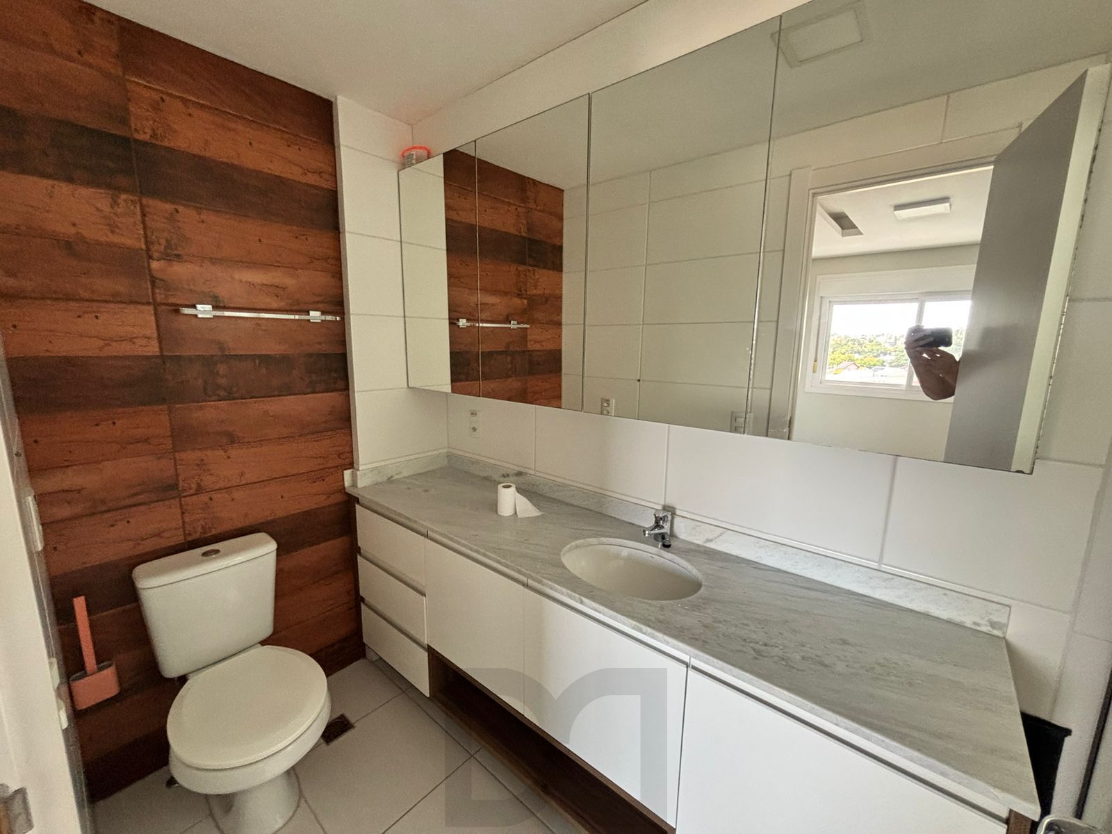 Excelente apartamento 3 dormitórios semimobiliado com vaga no ICON — foto 33