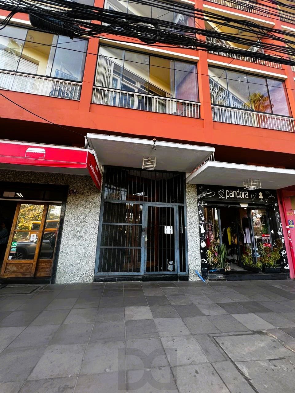 Apartamento à venda | 2 dormitórios | 77 m² privativos | Bom Fim | Em frente à Redenção — foto 2