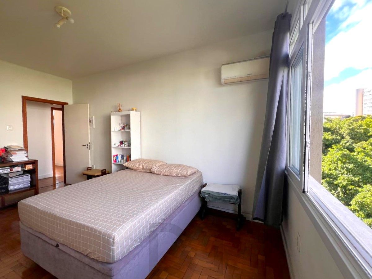 Apartamento 3 dormitórios em Frente a Faculdade de Odonto e Hosp. Clínicas — foto 36