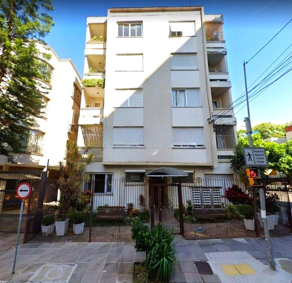 Apartamento 3 dormitórios reformado e semi mobiliado no coração do Bom Fim — foto 1