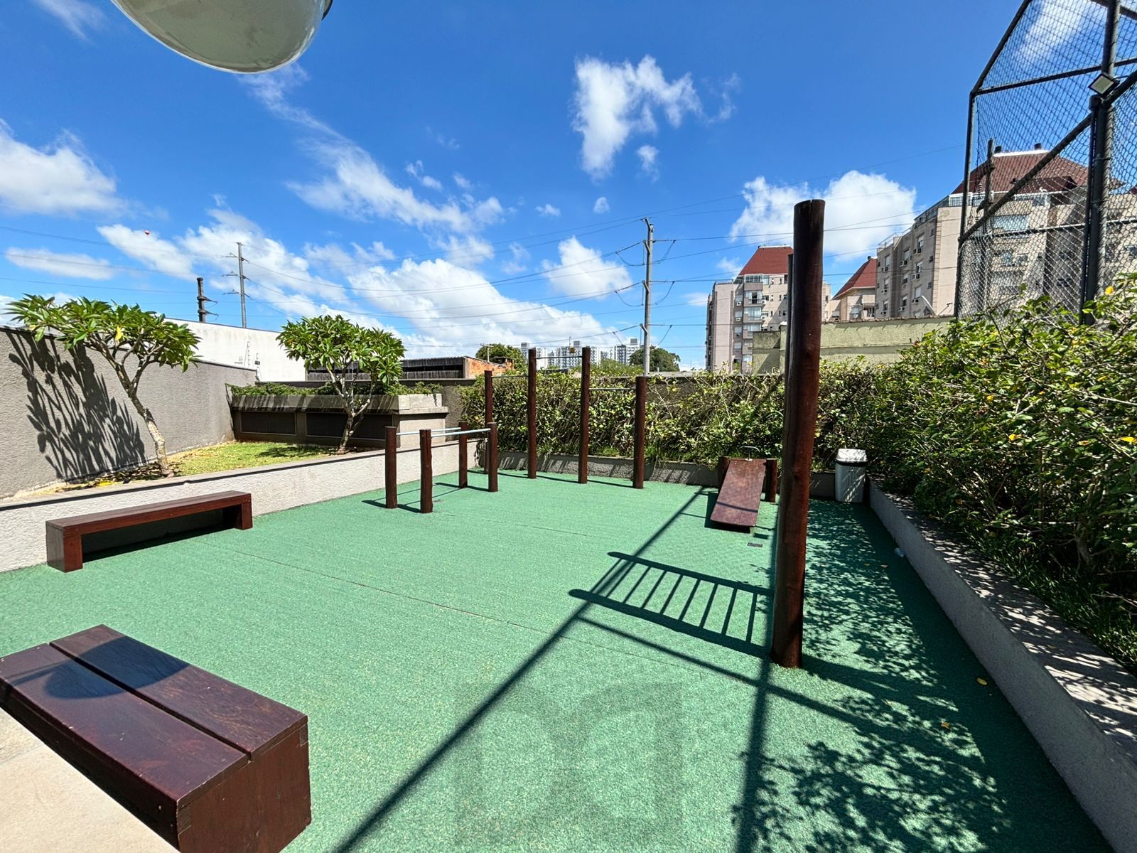 Excelente apartamento 3 dormitórios semimobiliado com vaga no ICON — foto 13