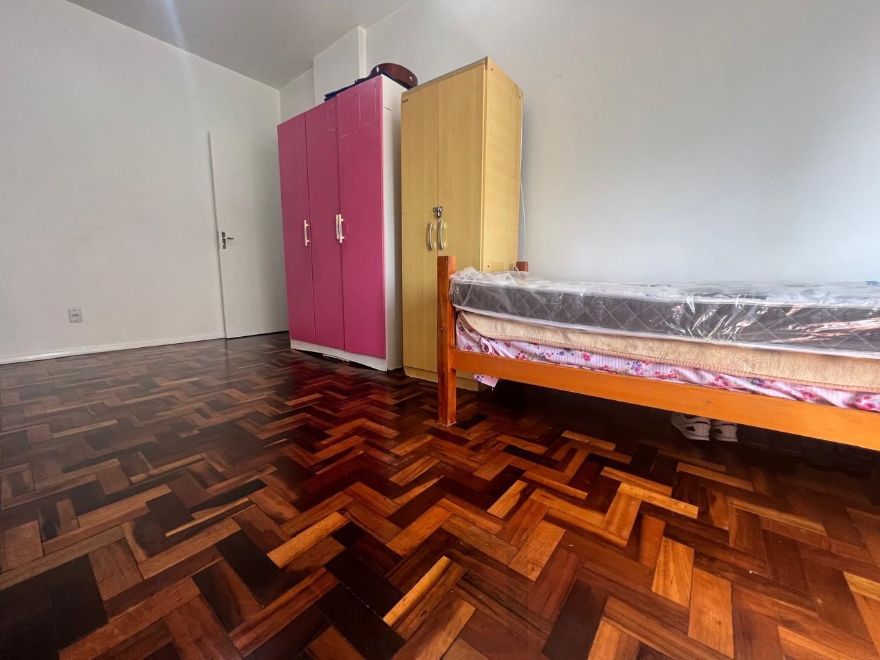 EXCELENTE E AMPLO APARTAMENTO 3 DORMITÓRIOS NO CENTRO - MUITA LUZ E O MELHOR DA VIDA URBANA! — foto 20