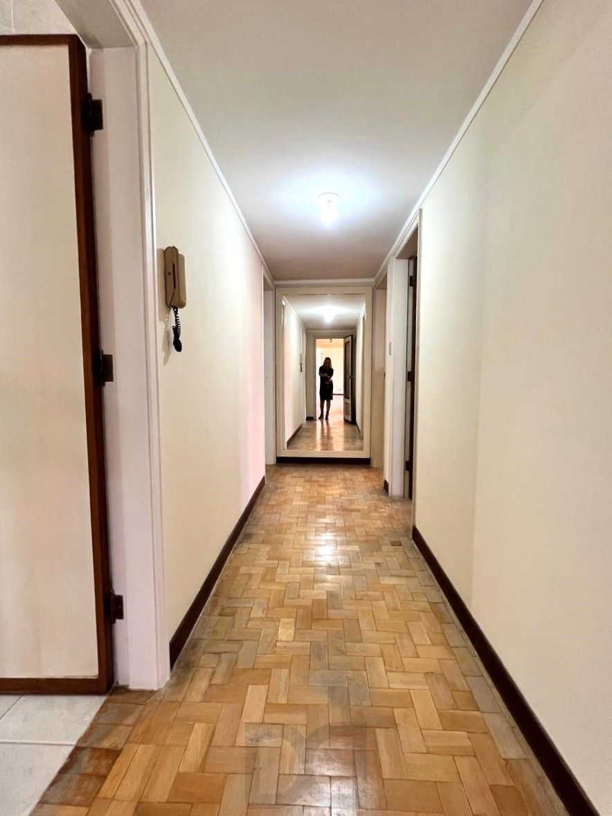 corredor de acesso aos dormitórios