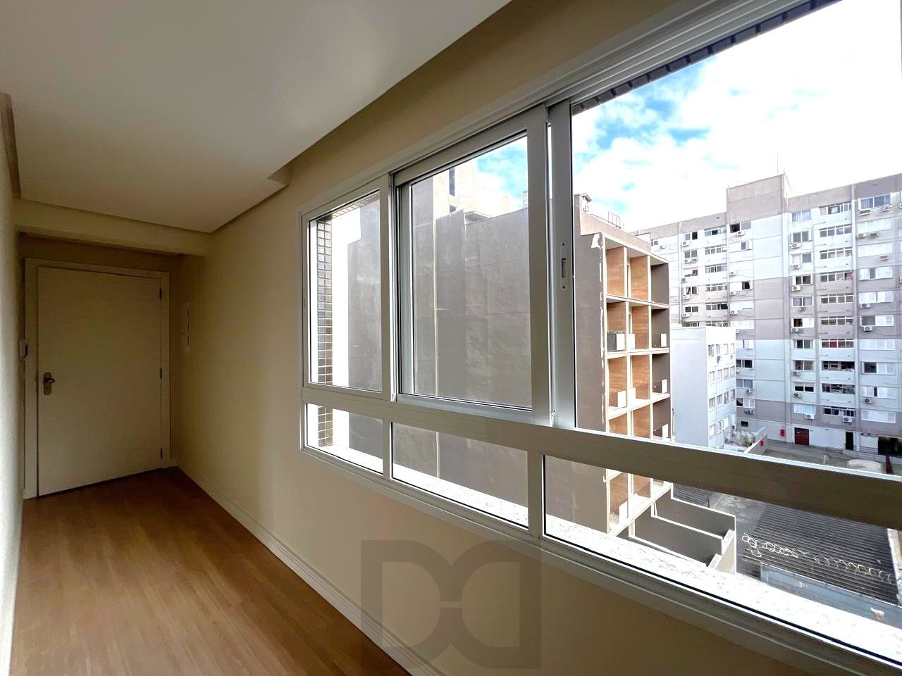 Apartamento à venda no Bom Fim – 2 dormitórios, suíte e vaga de garagem — foto 9