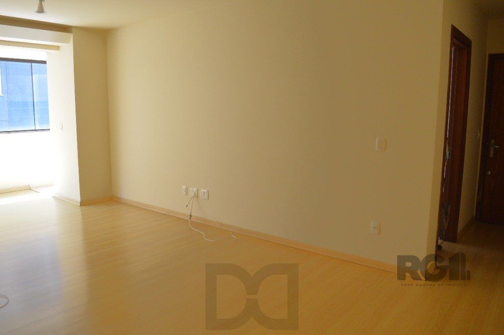 Excelente apto.2 dorm. com 1 suíte, churrasqueira e 1 vaga na Rua Olavo Bilac — foto 16
