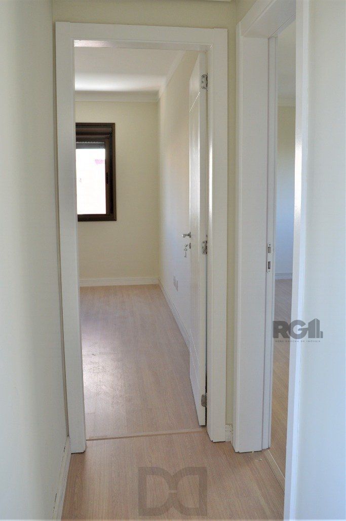 Lindo apartamento 2 dormitórios com 2 suítes, lavabo, vaga de garagem, amplo living 2 ambientes e cozinha com churrasqueira. — foto 29