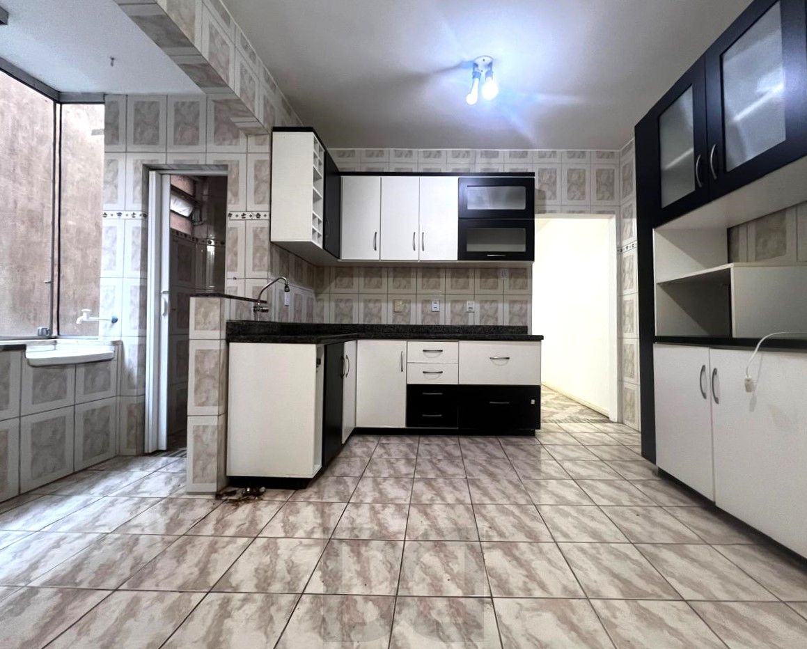 Cozinha com armários