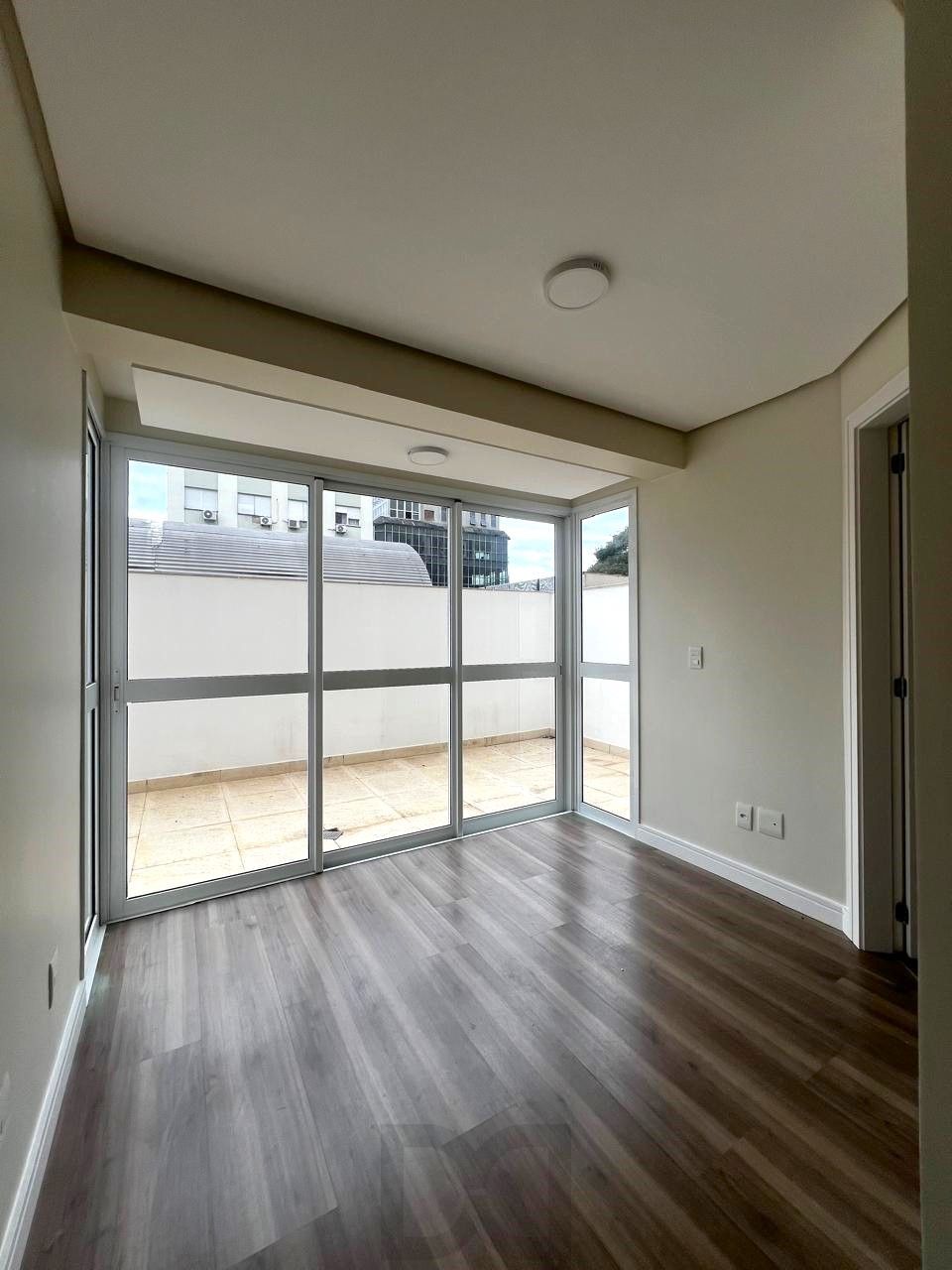 1 Dormitório c/garden, suíte, lavabo, churrasqueira e 1 Box, próximo ao Fórum. — foto 7