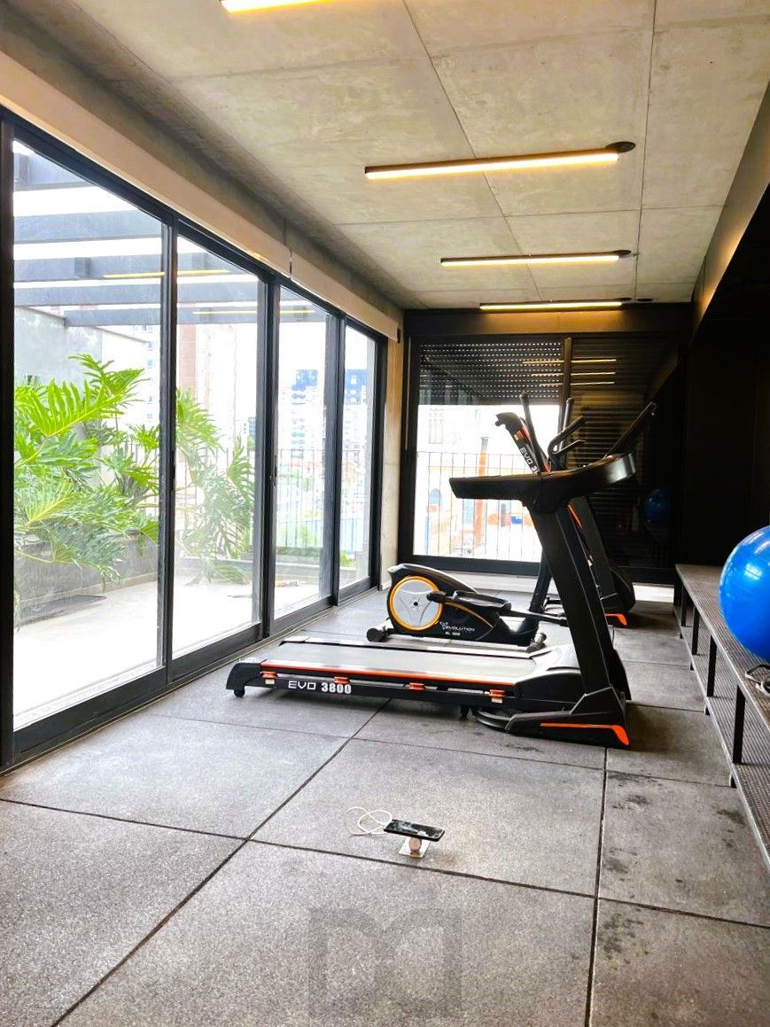 STUDIO SEMIMOBILIADO NA AV. VENÂNCIO AIRES PRÓXIMO AO HPS, UFRGS, HOSP. CLINICAS, COLÉGIO MILITAR! — foto 39