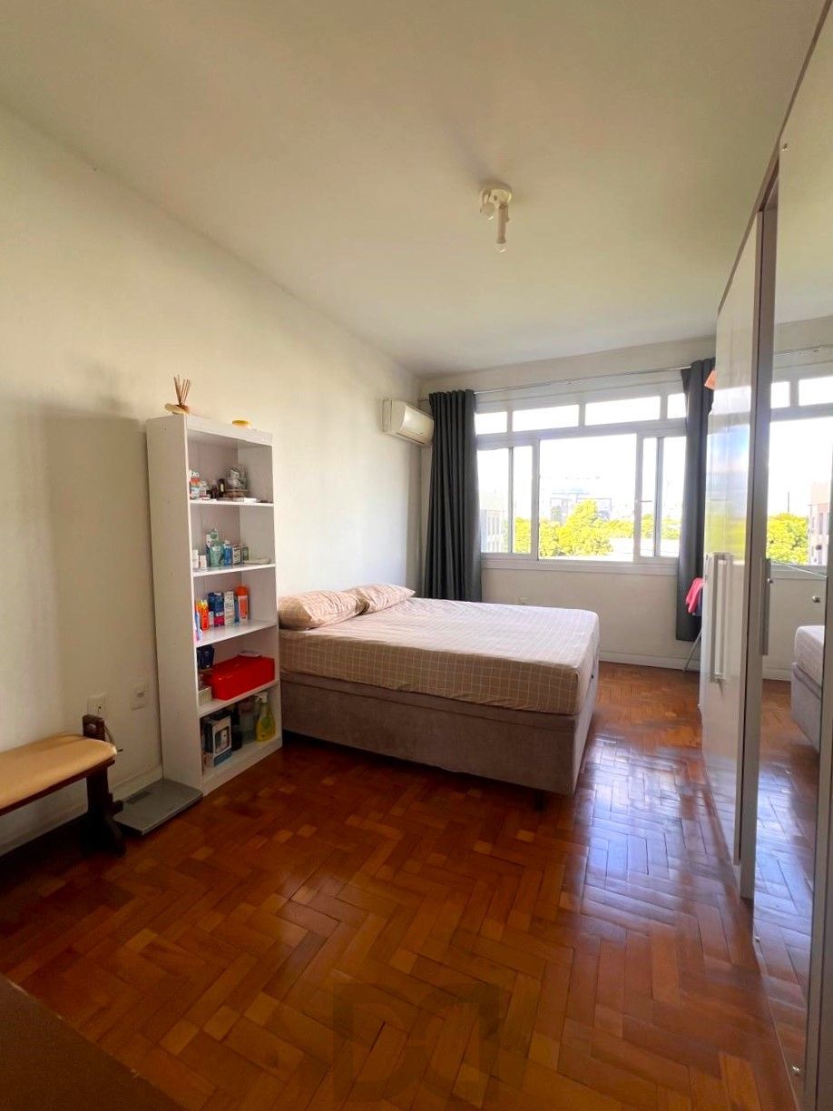 Apartamento 3 dormitórios em Frente a Faculdade de Odonto e Hosp. Clínicas — foto 34