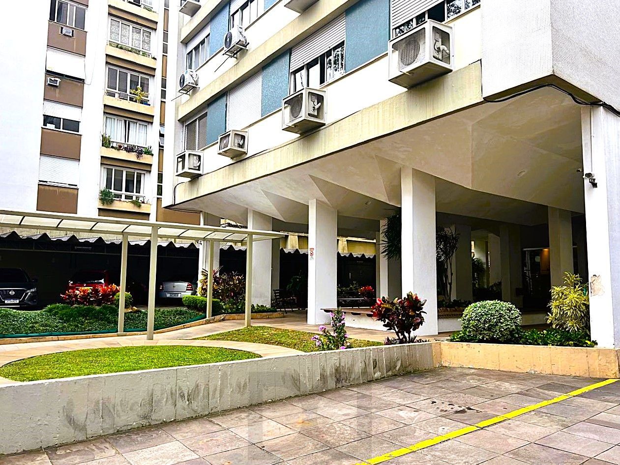 VENDA: Apartamento 3 dormitórios semimobiliado com vaga no coração do Bom Fim! — foto 2