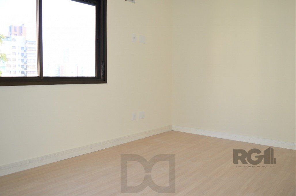 Lindo apartamento 2 dormitórios com 2 suítes, lavabo, vaga de garagem, amplo living 2 ambientes e cozinha com churrasqueira. — foto 33
