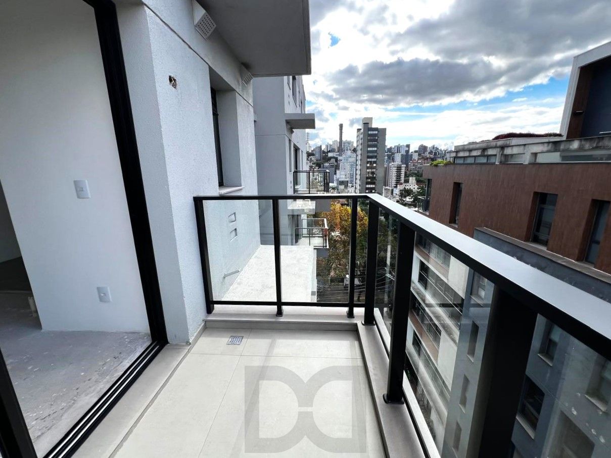 Excelente apartamento 2 dormitórios com sacada e vaga coberta no Petrópolis — foto 24