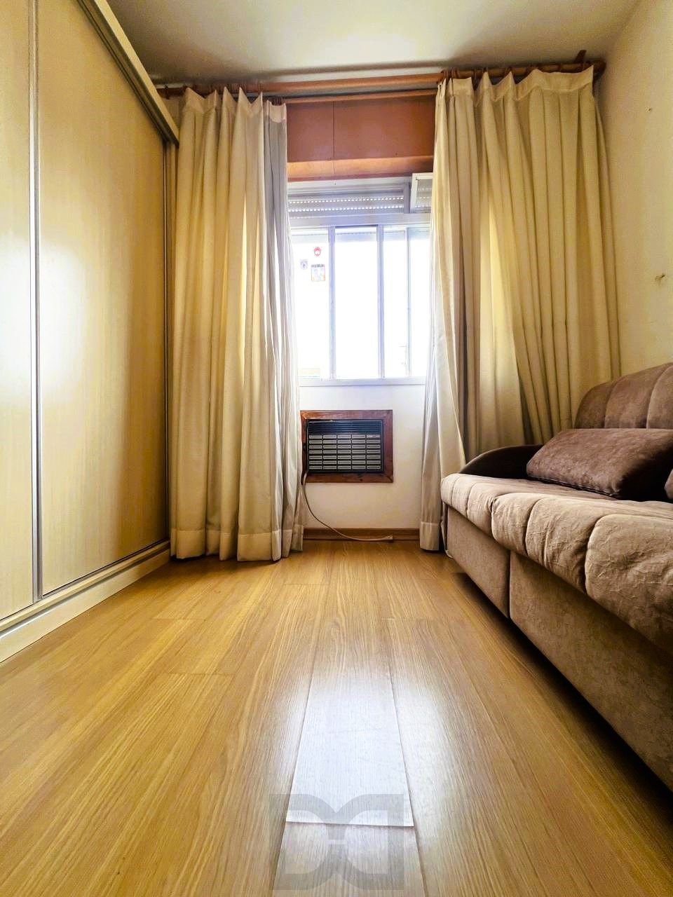 VENDA: Apartamento 3 dormitórios semimobiliado com vaga no coração do Bom Fim! — foto 47