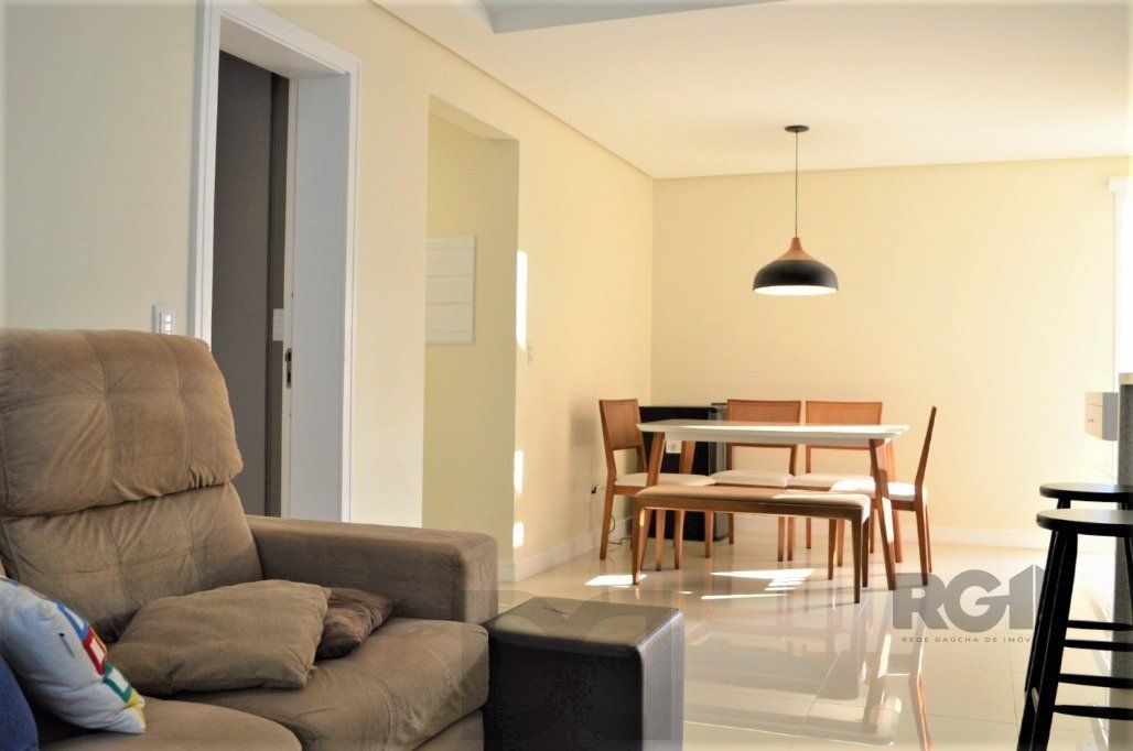 Excelente apartamento 2 dorm. sendo 1 suite, com terraço, churrasqueira, semimobiliado - 1 vaga dupla - Bairro Cidade Baixa — foto 18