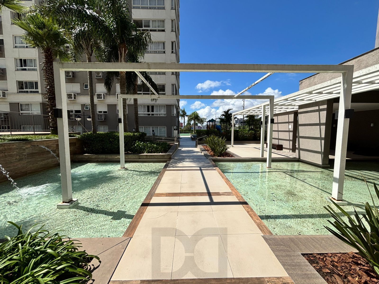 Excelente apartamento 3 dormitórios semimobiliado com vaga no ICON — foto 10