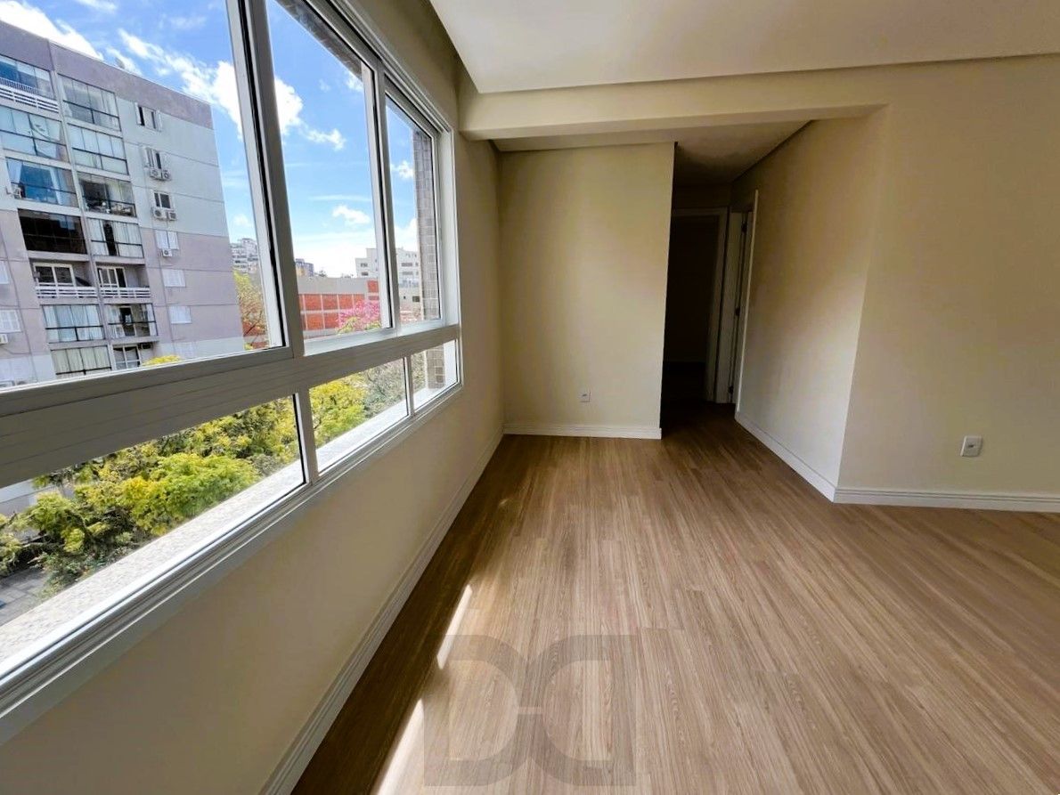 Apartamento 2 dormitórios com suíte, em localização privilegiada - Bairro Bom Fim — foto 7