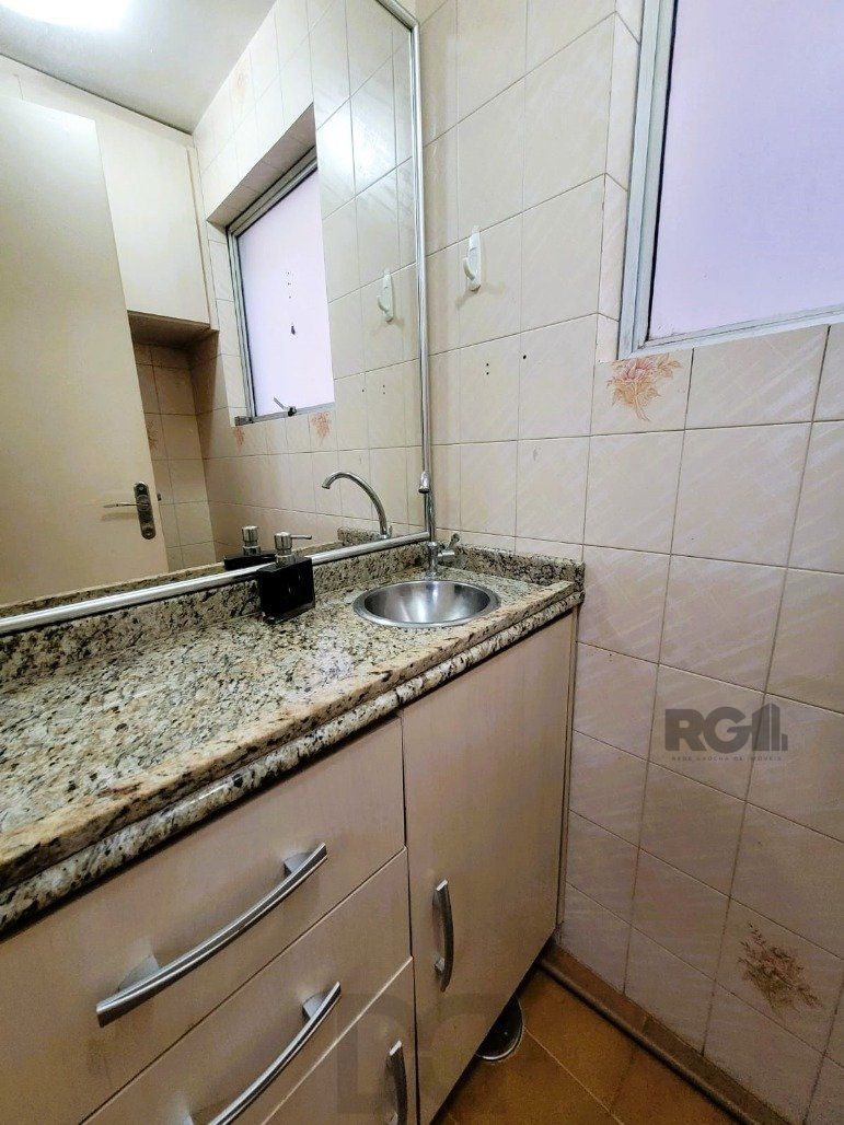 EXCELENTE SALA COMERCIAL NO CENTRO DA CIDADE DE PORTO ALEGRE — foto 7
