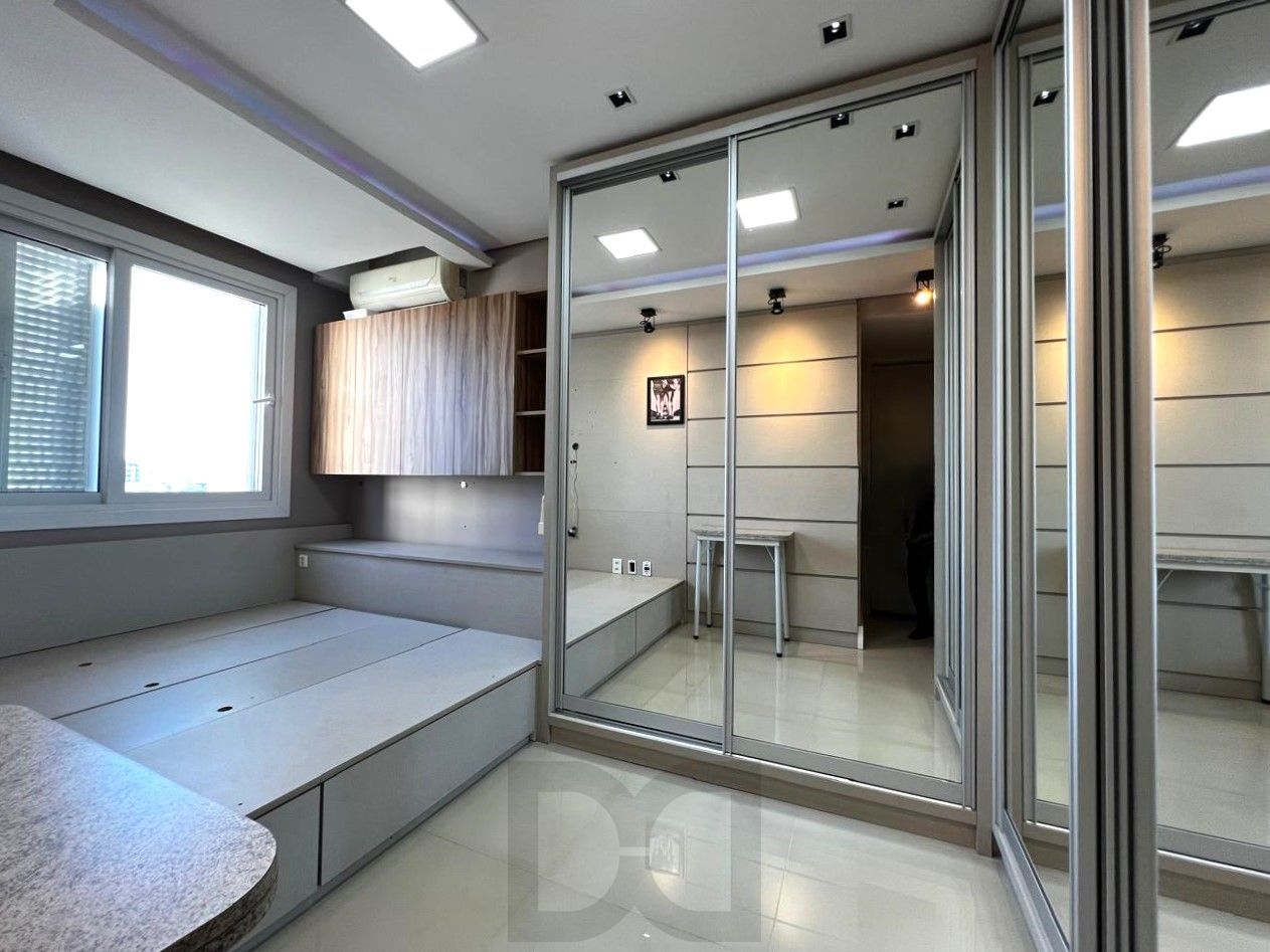 Apartamento 1 dormitório mobiliado com vaga e infra no Bairro Santana — foto 46