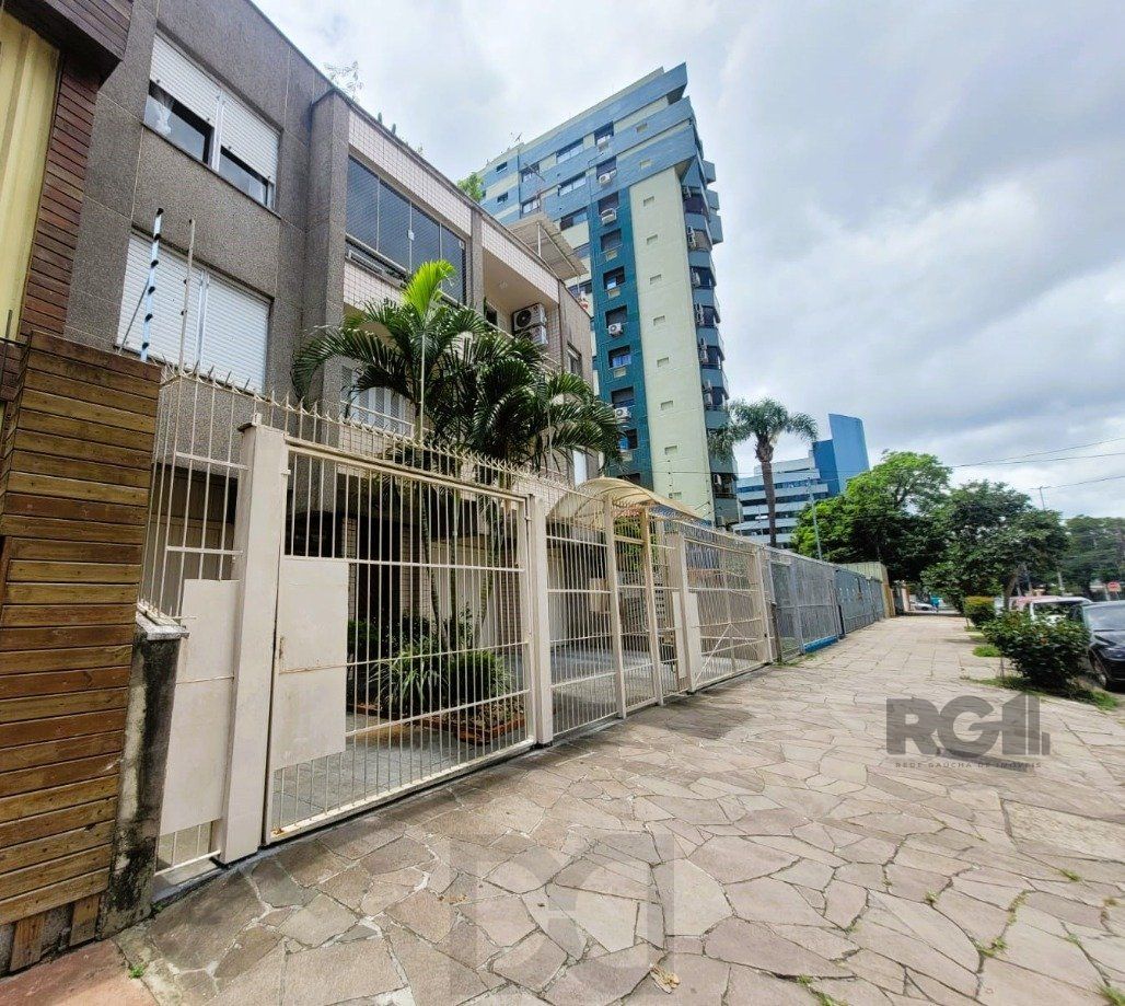 ÓTIMA OPORTUNIDADE NO BAIRRO SANTANA: LINDO DUPLEX COM VAGA COBERTA — foto 4