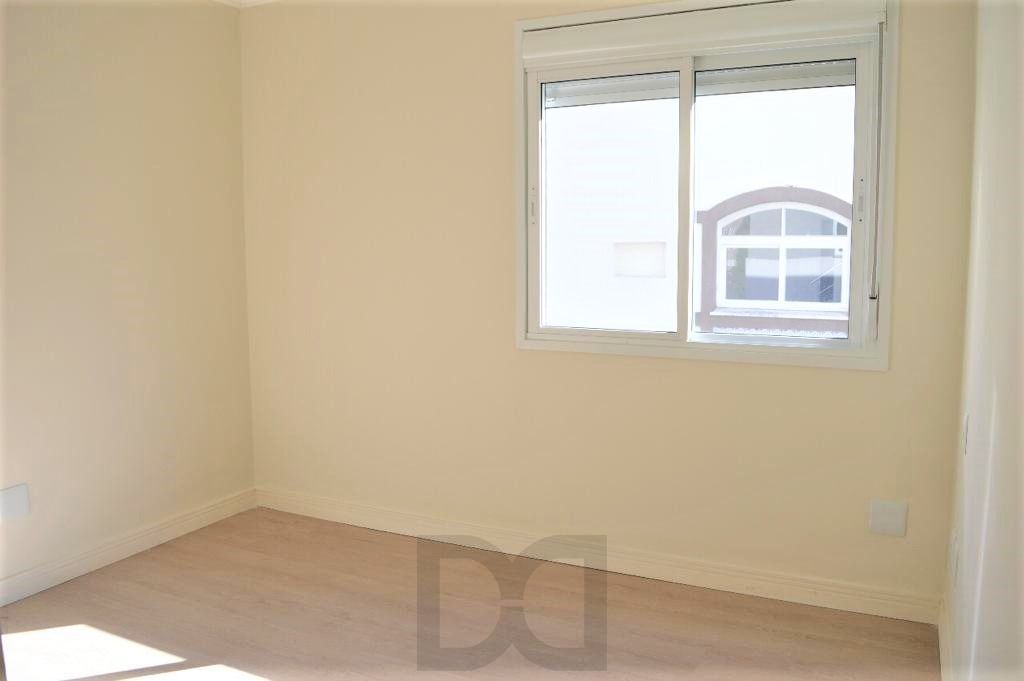 Apartamento 2 dormitórios com 1 suíte e box duplo de garagem no bairro Auxiliadora . — foto 14