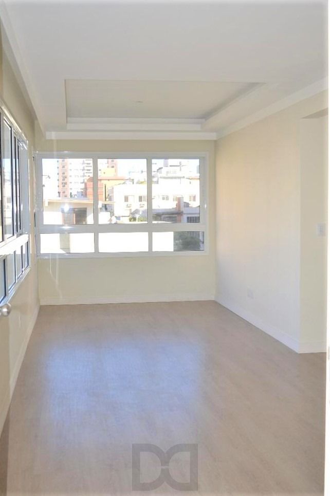 Apartamento 2 dormitórios com 1 suíte e box duplo de garagem no bairro Auxiliadora . — foto 8