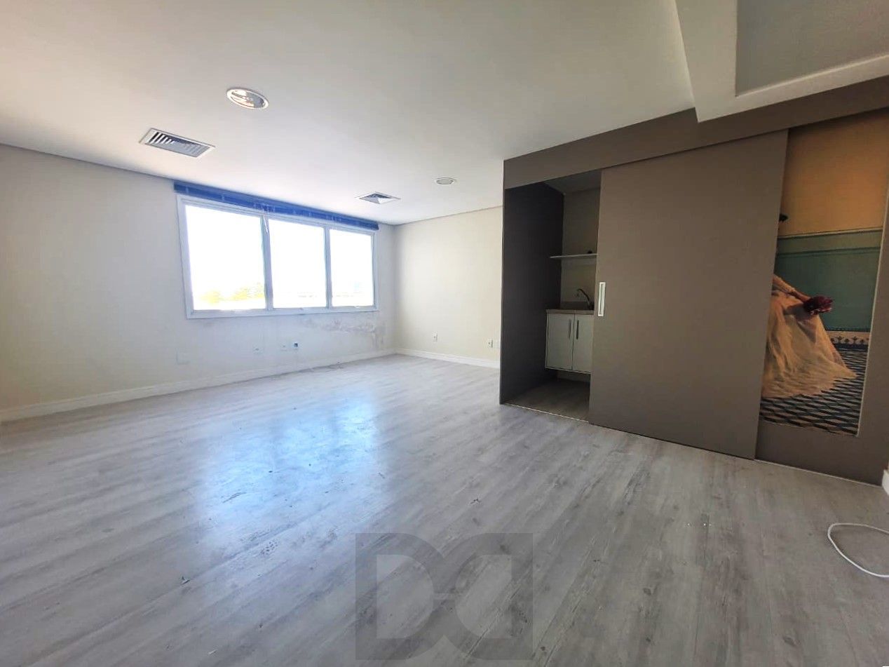 Ótima sala comercial com 1 vaga próximo a OAB — foto 9