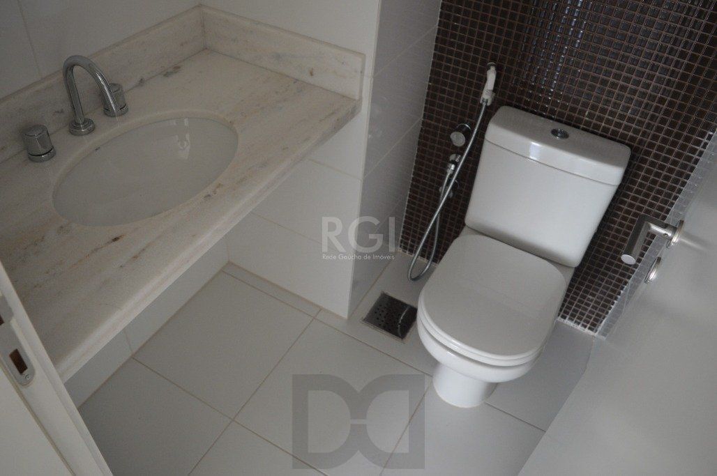 1 Dormitório c/garden, suíte, lavabo, churrasqueira e 1 Box, próximo ao Fórum. — foto 28