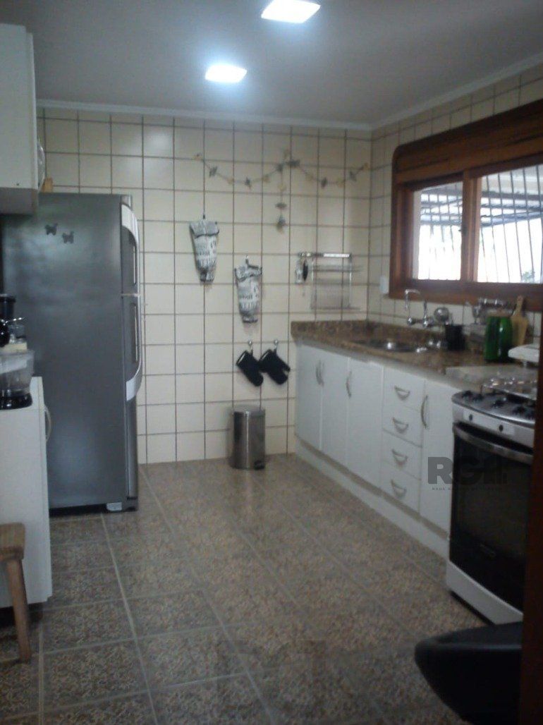 MAGNÍFICA MANSÃO ANOS 90 A BEIRA DO GUAÍBA NA ZONA SUL DE PORTO ALEGRE! — foto 39