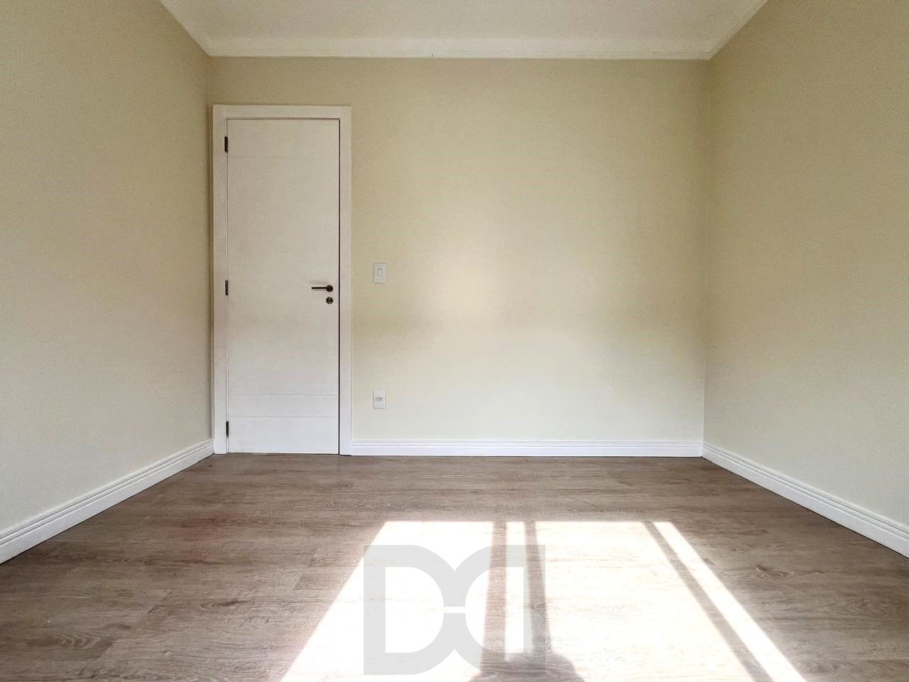 Apartamento 2 dormitórios com suíte, vaga dupla e elevador no Bairro Auxiliadora. — foto 37